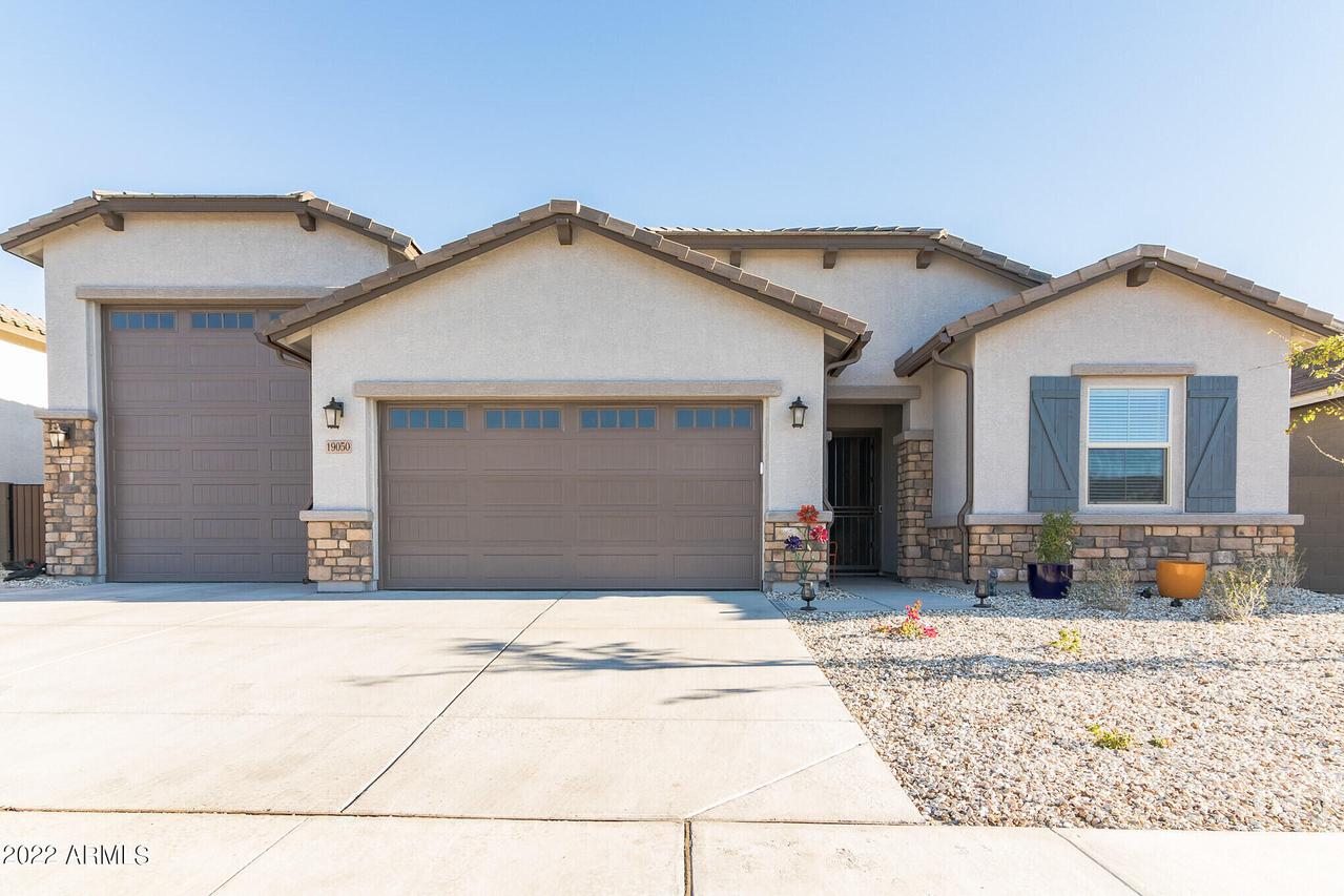 19050 W Sierra St., Surprise, AZ 85388
