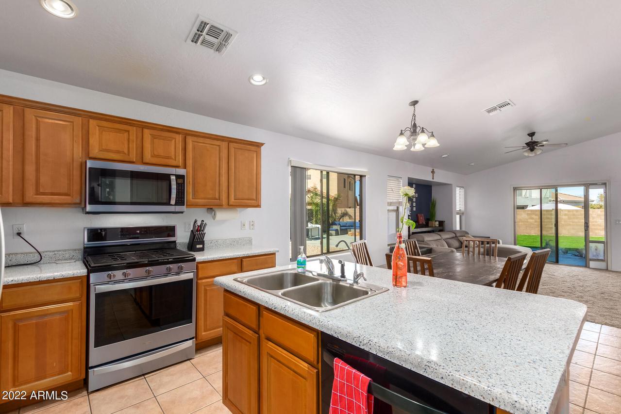 45946 W Guilder Ave., Maricopa, AZ 85139