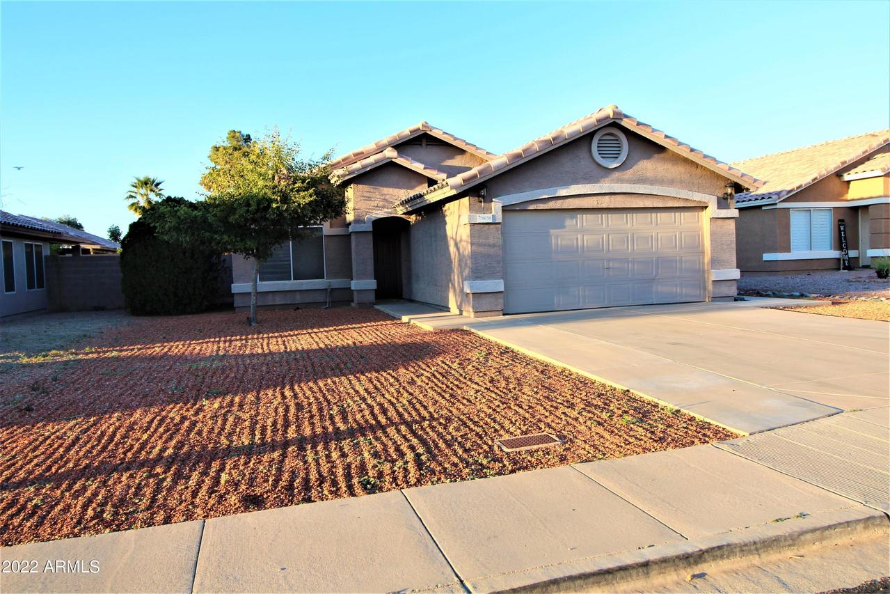 8658 E Capri Ave., Mesa, AZ 85208