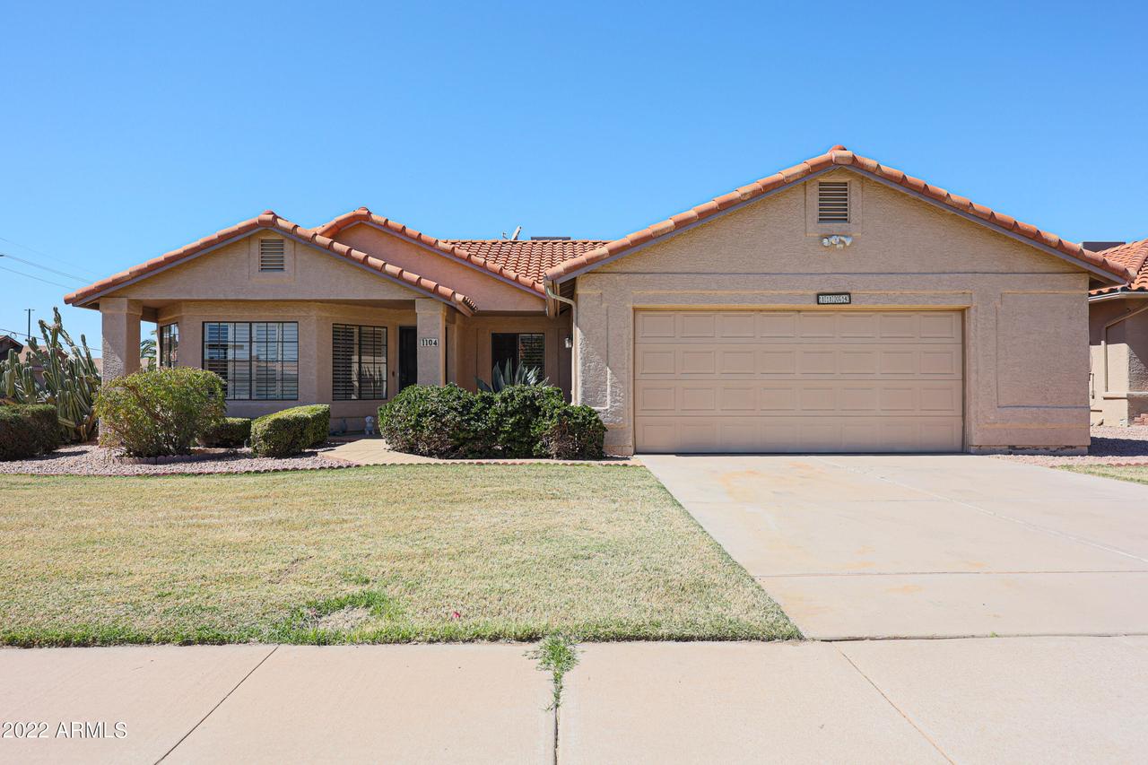 1104 Leisure World, Mesa, AZ 85206