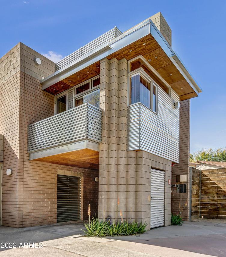 920 S Ash Ave., Tempe, AZ 85281