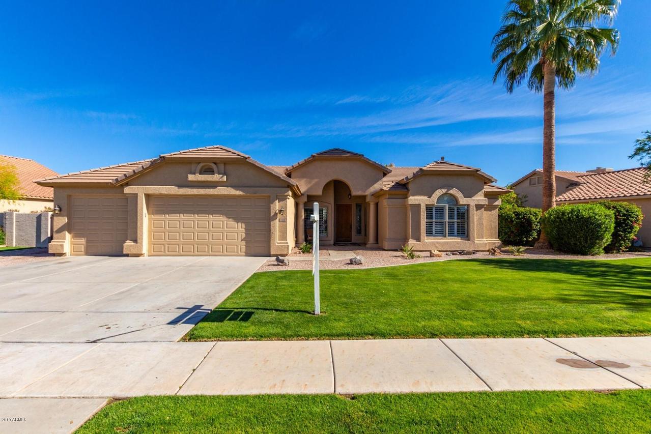1560 W Blue Ridge Way, Chandler, AZ 85248