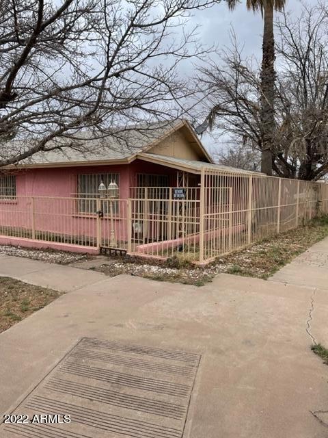 856 International Ave., Douglas, AZ 85607