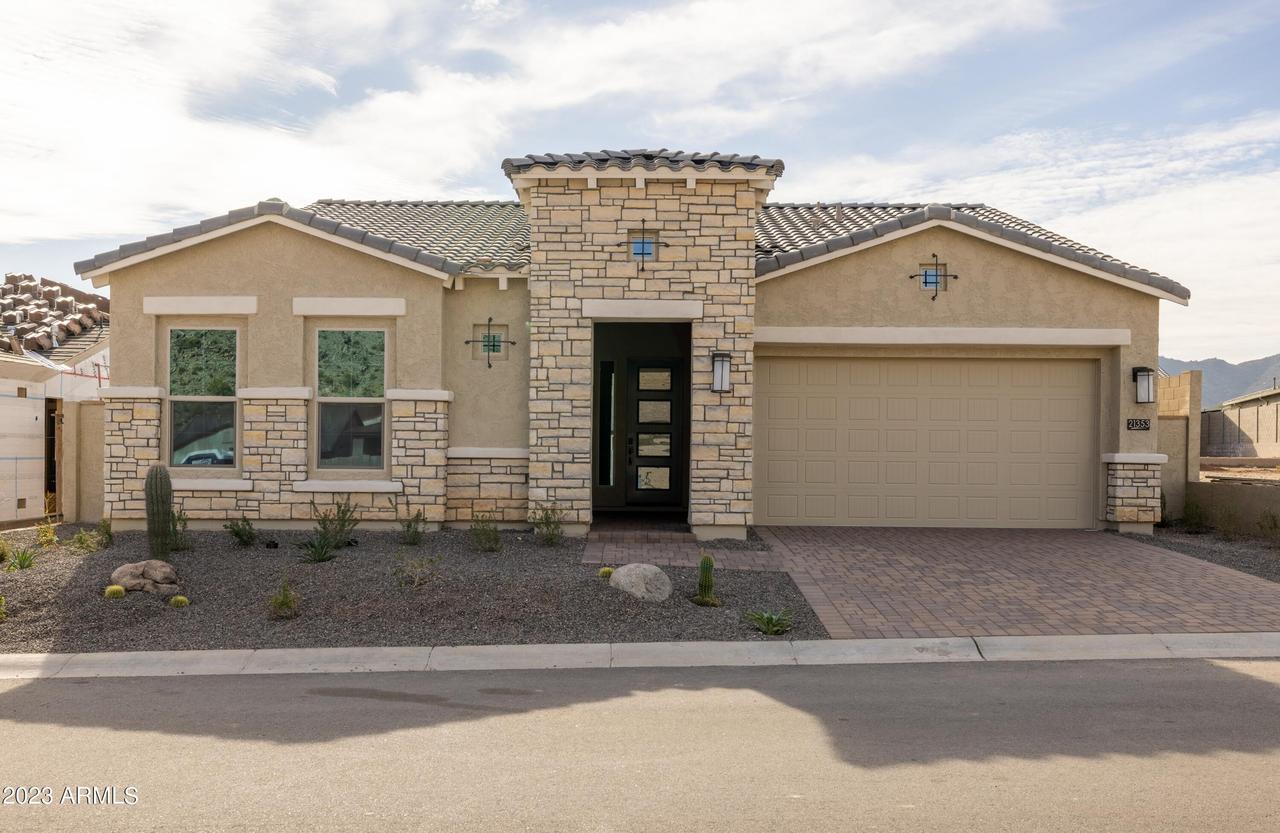 21353 W Hillcrest Blvd., Buckeye, AZ 85396