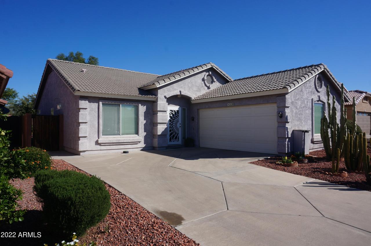 2128 E Danbury Rd., Phoenix, AZ 85022