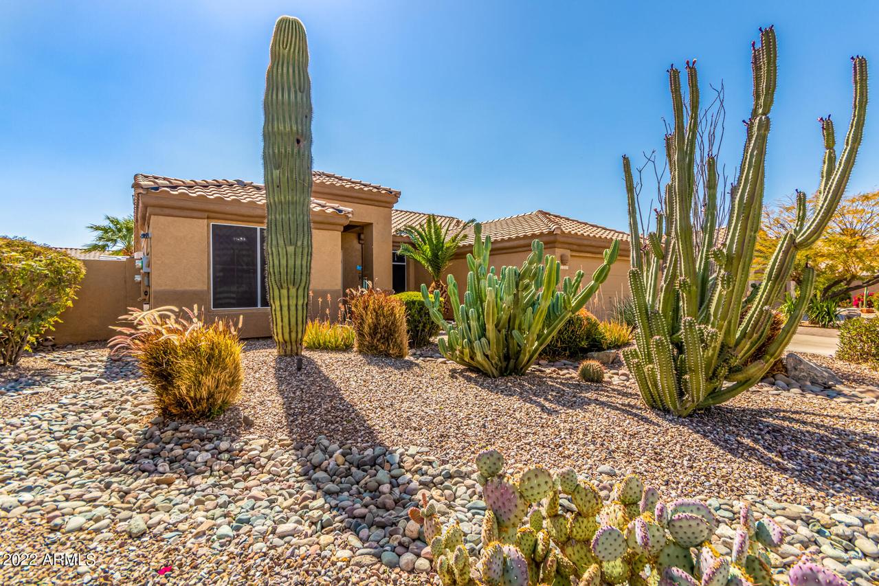 7137 E Laguna Azul Ave., Mesa, AZ 85209