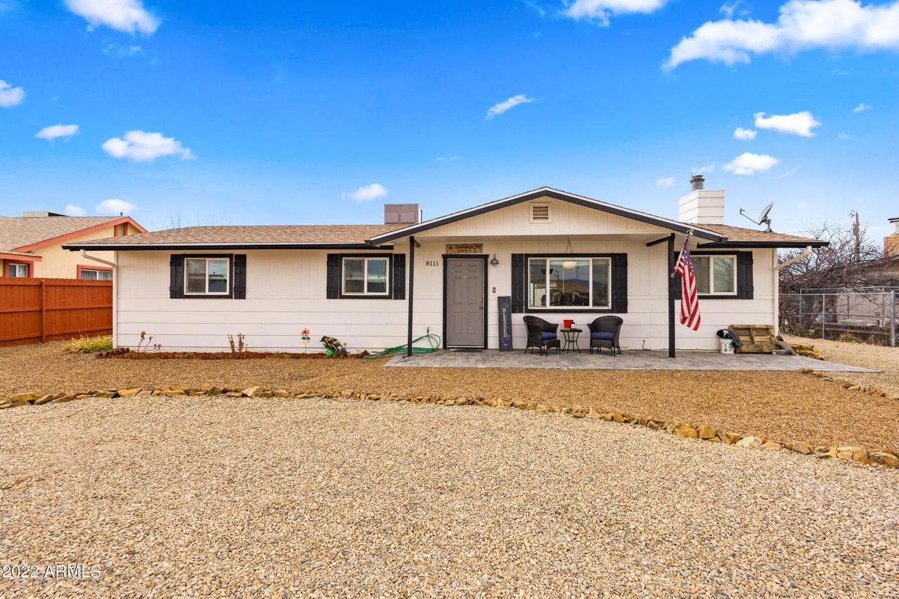 8111 E Debbie Dr., Prescott Valley, AZ 86314