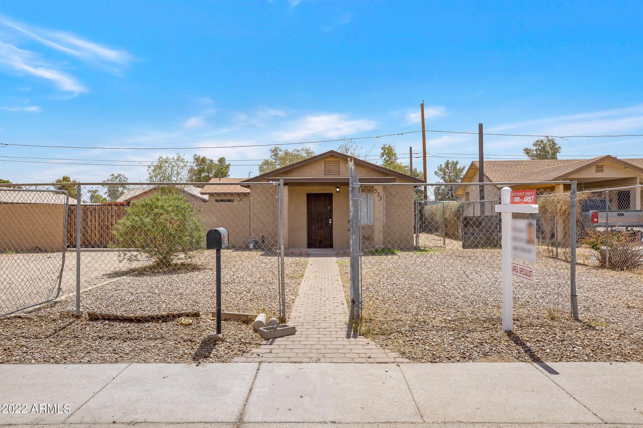 533 W Manor Dr., Casa Grande, AZ 85122