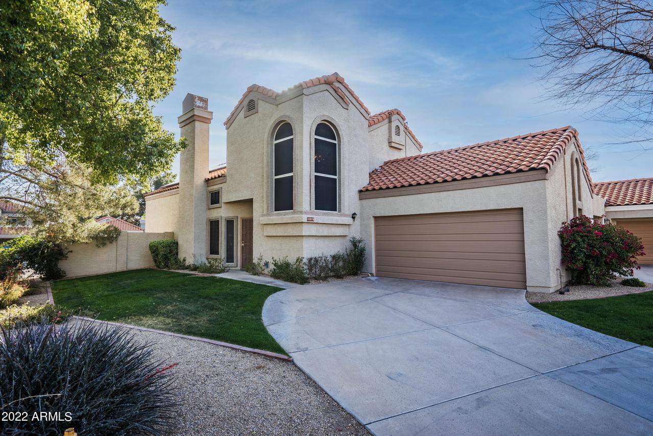 11813 N 40th Way, Phoenix, AZ 85028