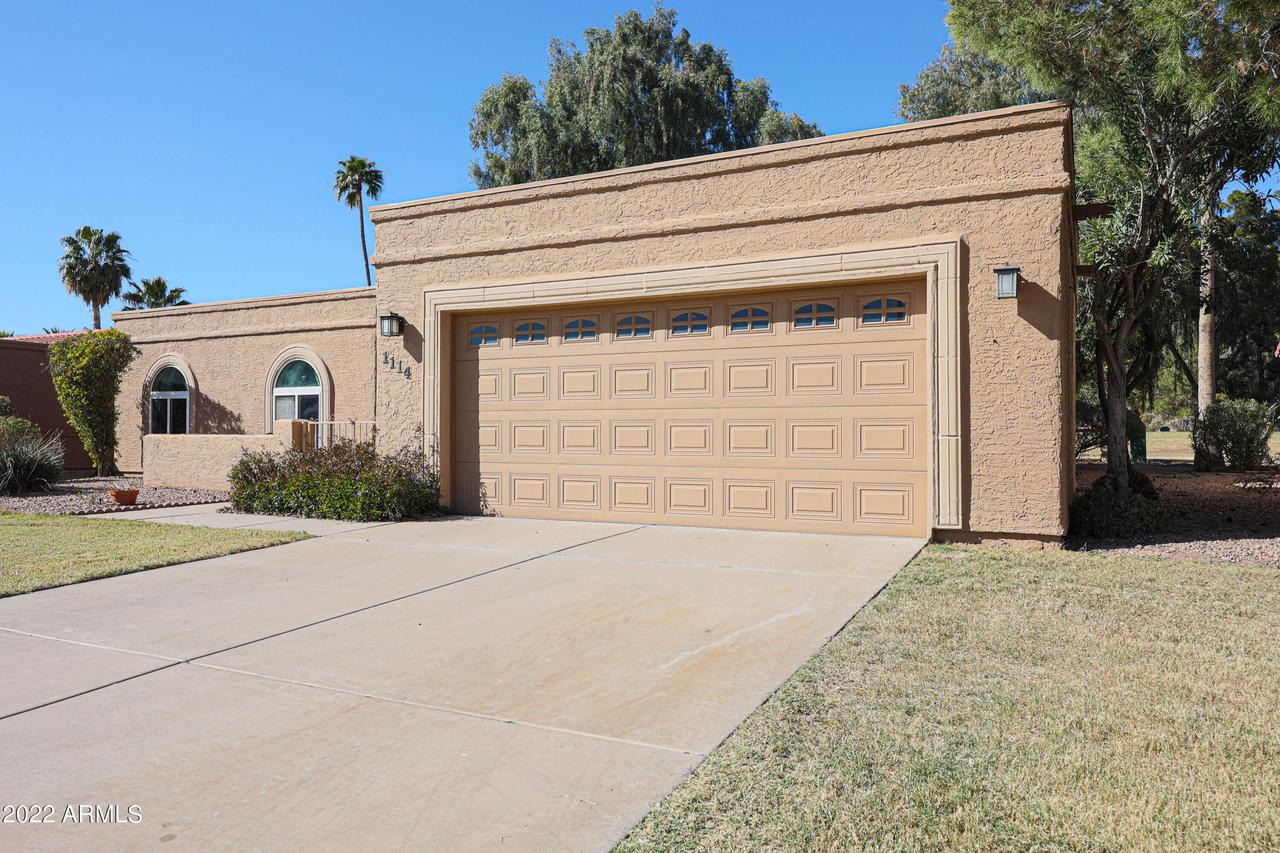 1114 Leisure World, Mesa, AZ 85206