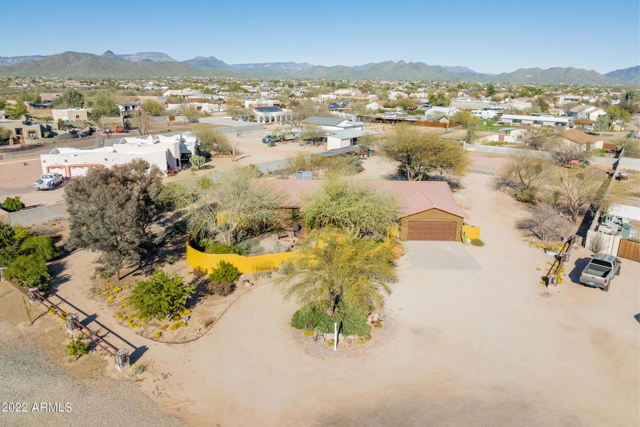 35815 N 3rd St., Phoenix, AZ 85086