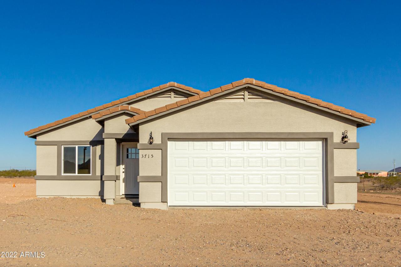 3715 N 439th Ave., Tonopah, AZ 85354