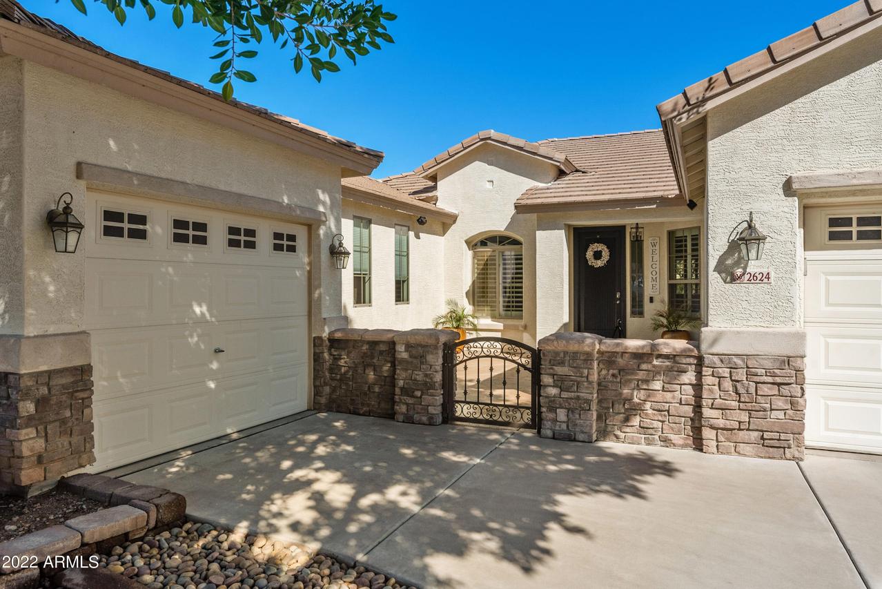 2624 W Summerside Rd., Phoenix, AZ 85041