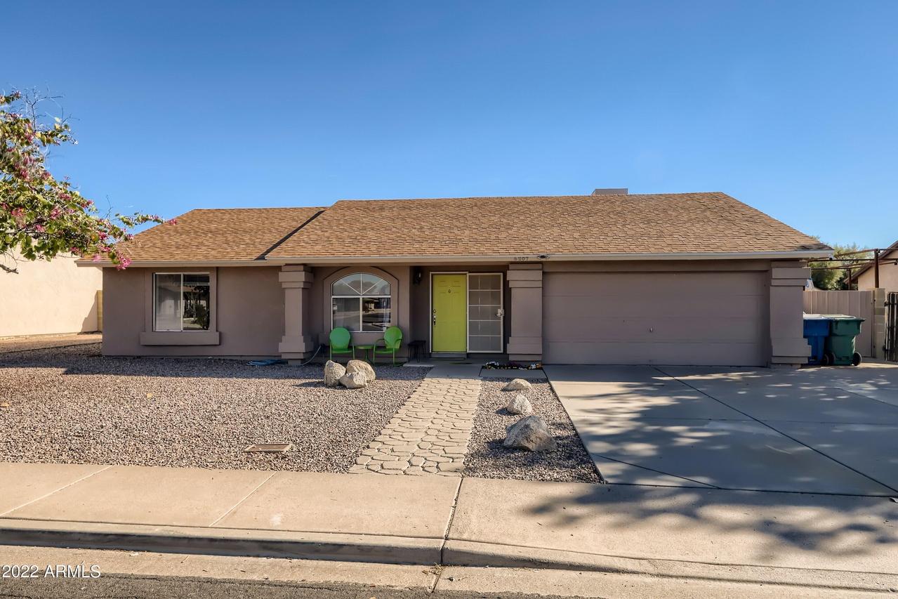6207 E Princess Dr., Mesa, AZ 85205