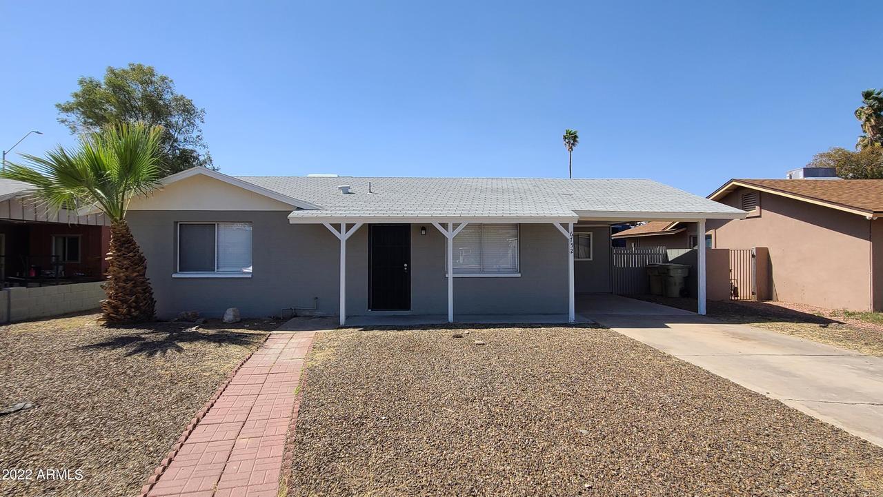 6752 N 65th Ave., Glendale, AZ 85301