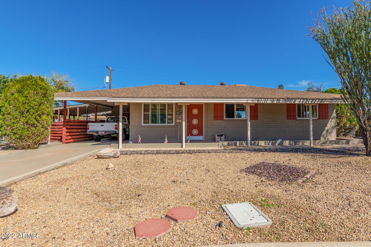 2340 E Turney Ave., Phoenix, AZ 85016