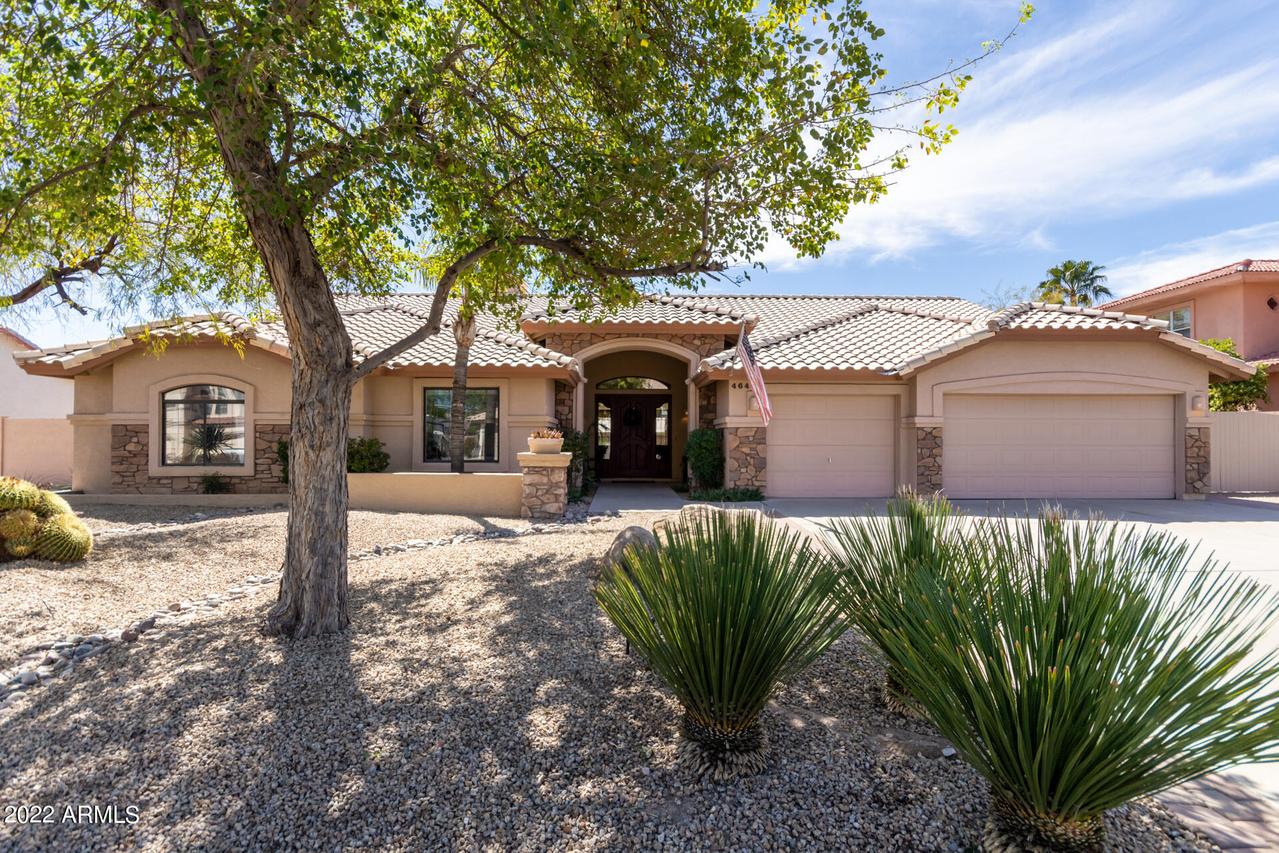 4647 W Misty Willow Ln., Glendale, AZ 85310