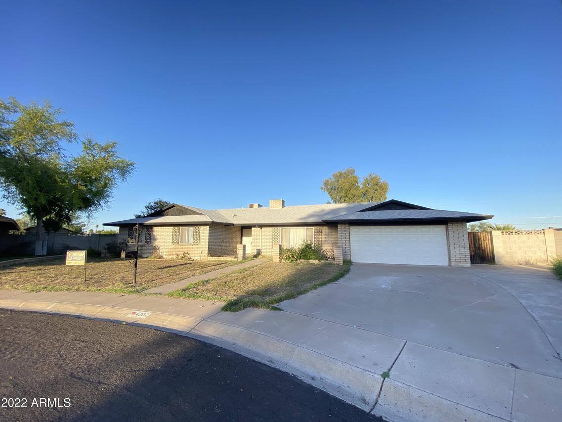 4302 W Echo Ln., Glendale, AZ 85302