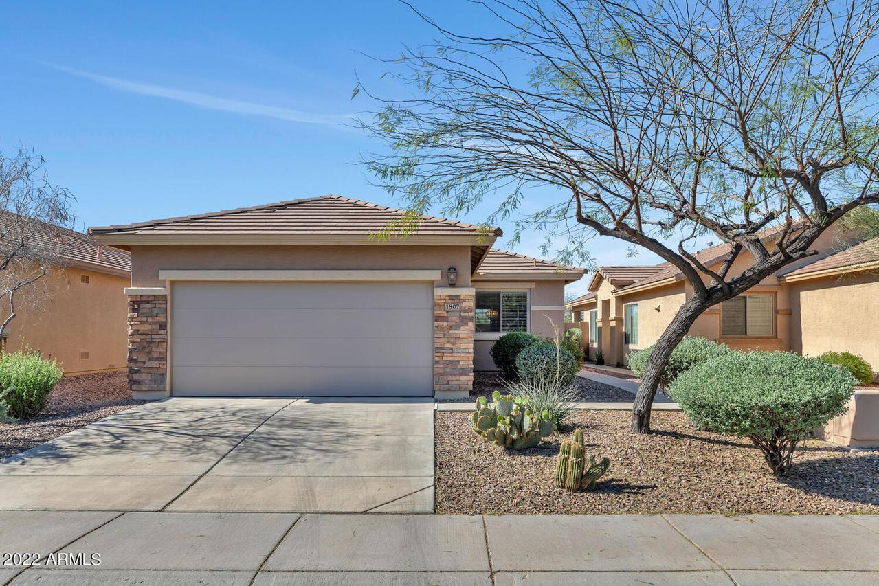 1807 W Owens Way, Anthem, AZ 85086