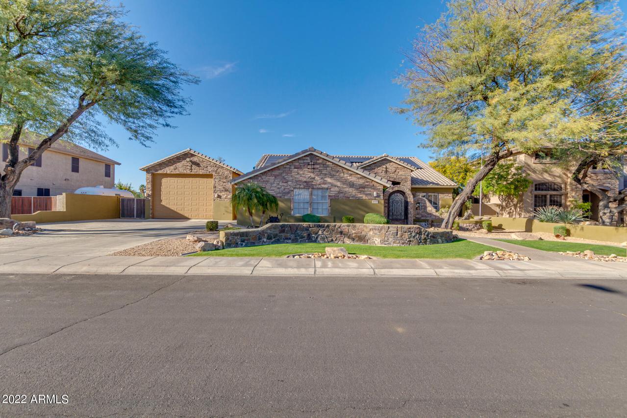 8010 W Donald Dr., Peoria, AZ 85383