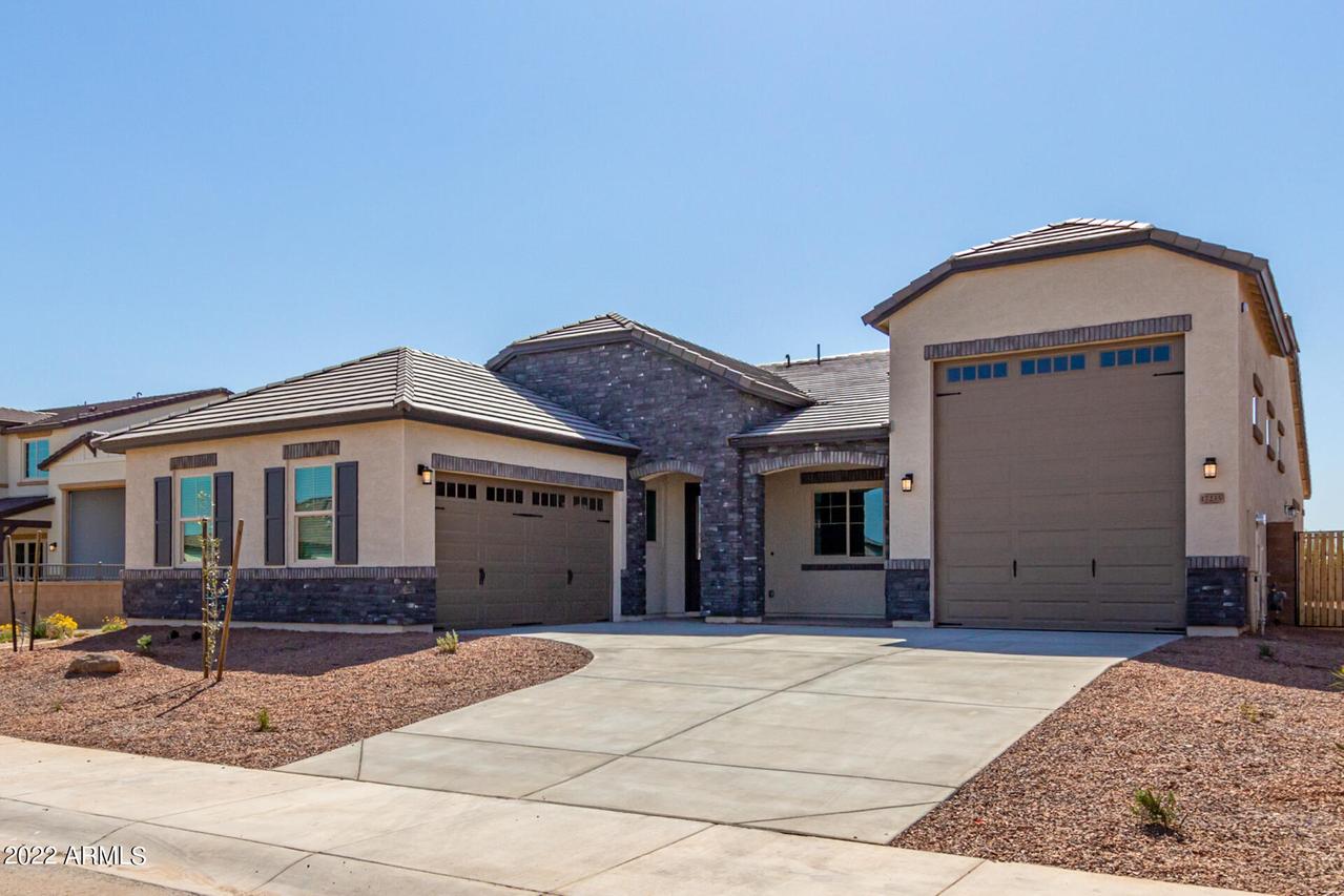 17235 W Las Palmaritas Dr., Waddell, AZ 85355