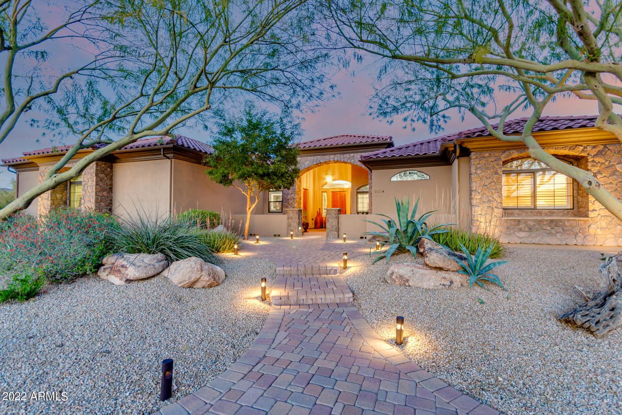 2224 W Speer Tr., Phoenix, AZ 85086