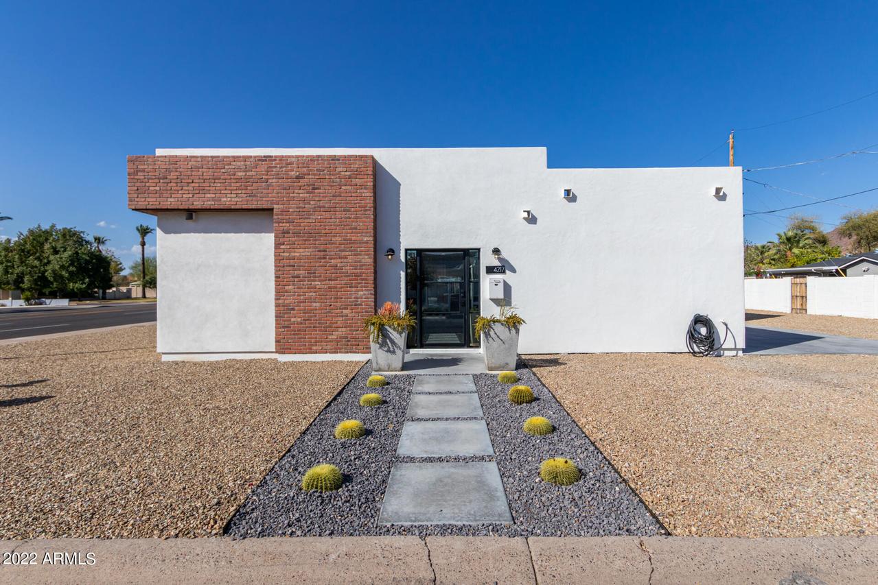 4217 N 44th St., Phoenix, AZ 85018
