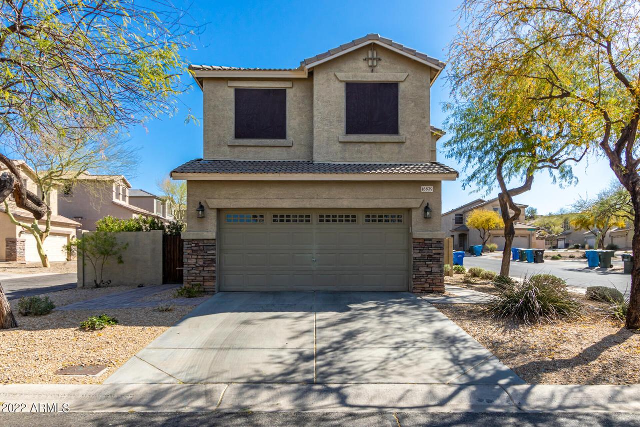 16839 S Yellow Ct., Phoenix, AZ 85048