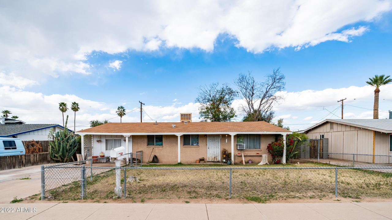 826 E Greenway Rd., Phoenix, AZ 85042