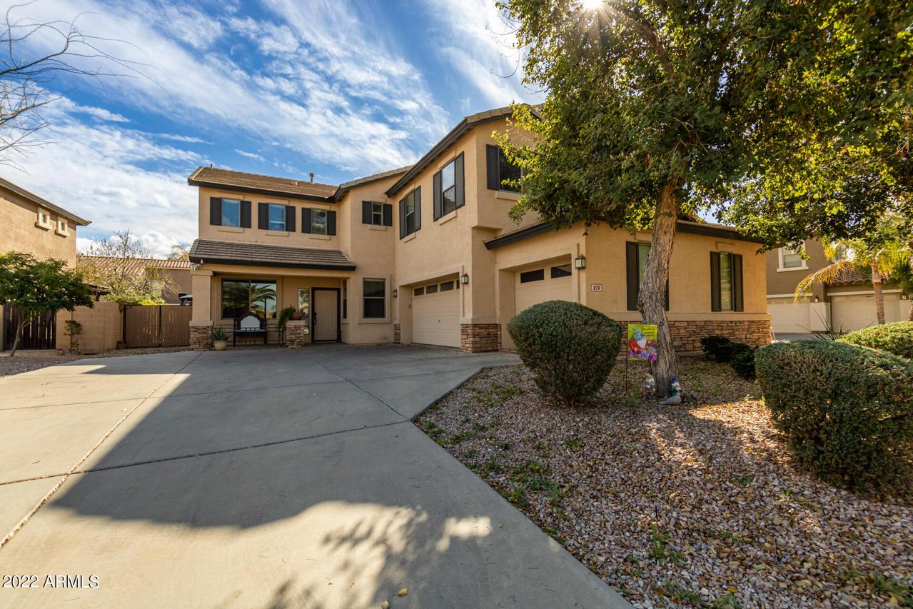 879 W Holstein Tr., San Tan Valley, AZ 85143