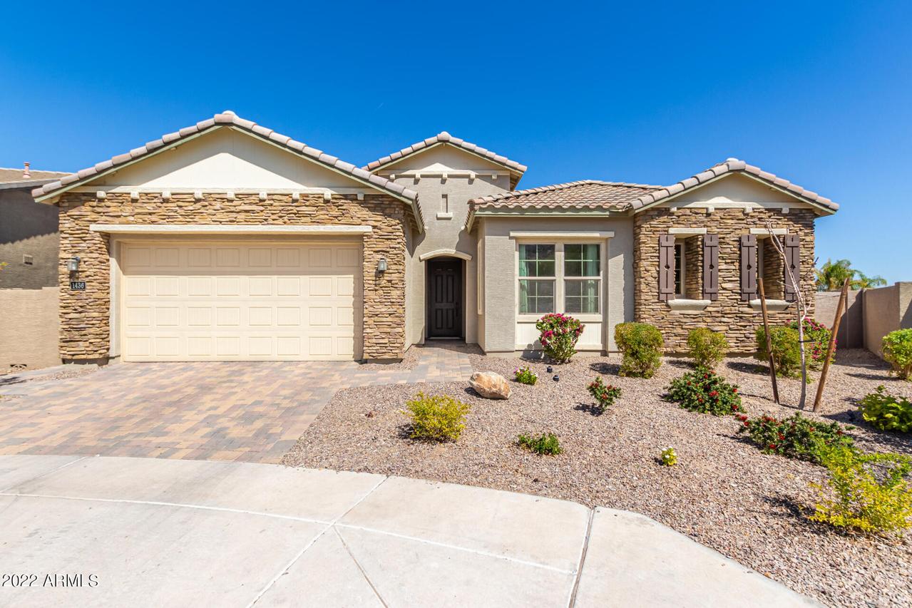 1436 E Pedro Rd., Phoenix, AZ 85042