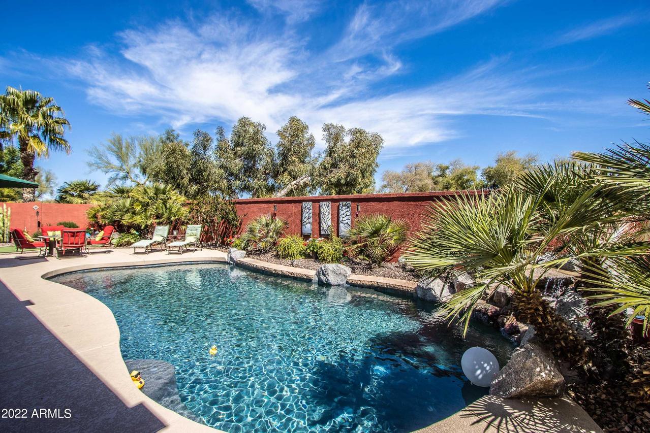 6841 S Granite Dr., Chandler, AZ 85249