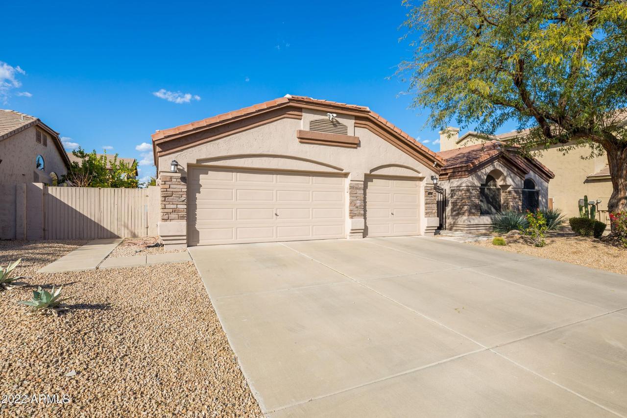 4052 E Via Montoya Dr., Phoenix, AZ 85050
