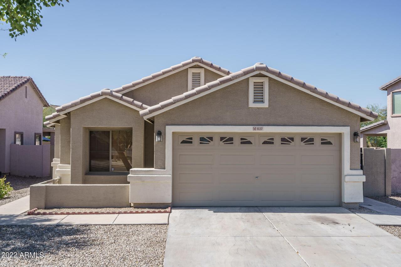 8137 W Globe Ave., Phoenix, AZ 85043