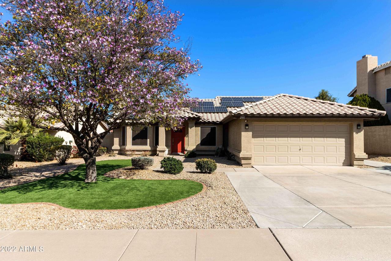 2110 E Sharon Dr., Phoenix, AZ 85022