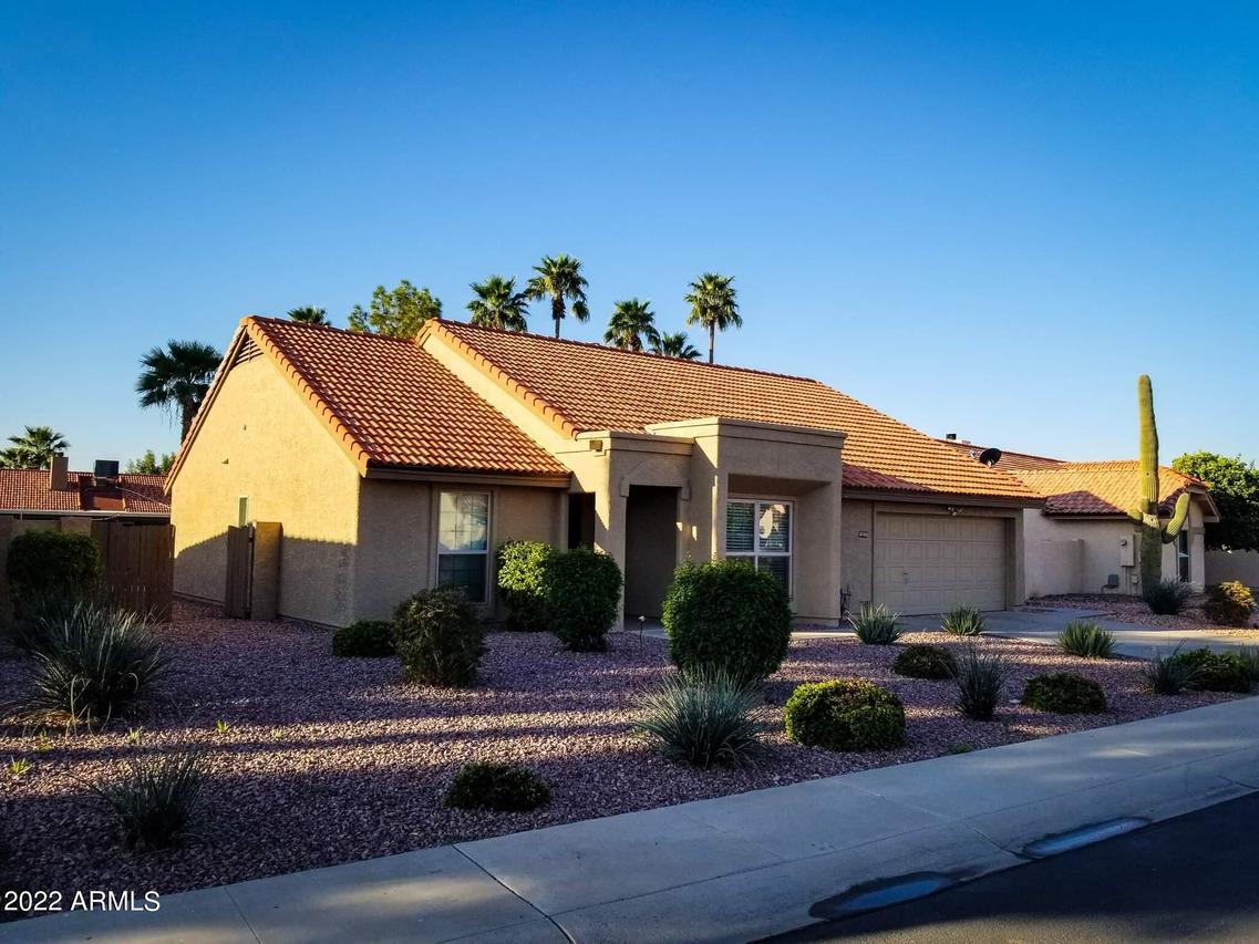 5831 W Saragosa St., Chandler, AZ 85226