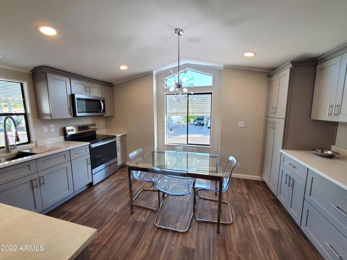 2233 E Behrend Dr. #lot 129, Phoenix, AZ 85024