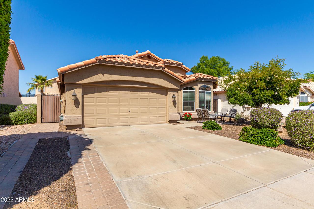 9758 W Yukon Dr., Peoria, AZ 85382