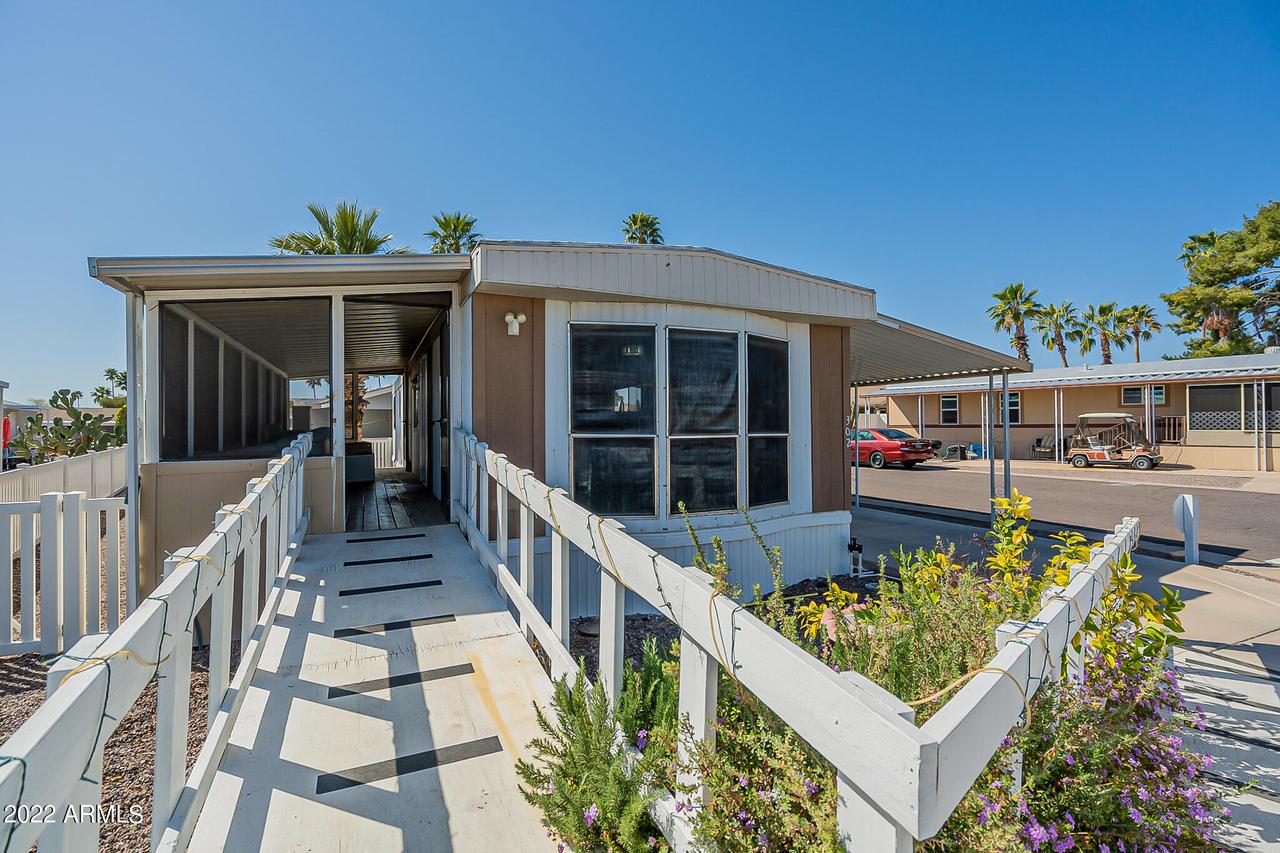 201 S Greenfield Rd. #302, Mesa, AZ 85206
