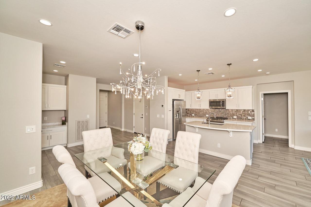 862 E Cereus Pass, San Tan Valley, AZ 85140
