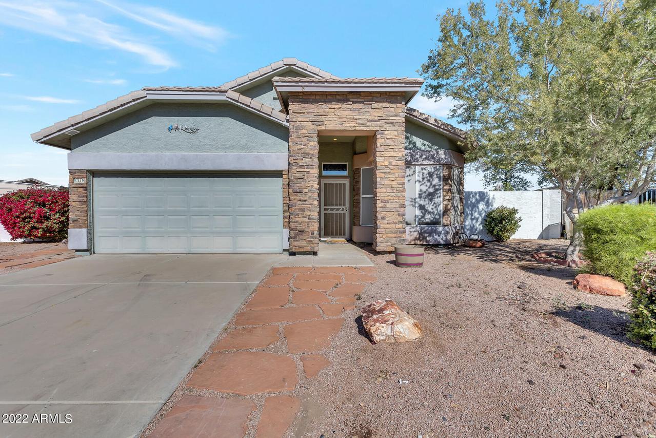 8318 N 61st Dr., Glendale, AZ 85302