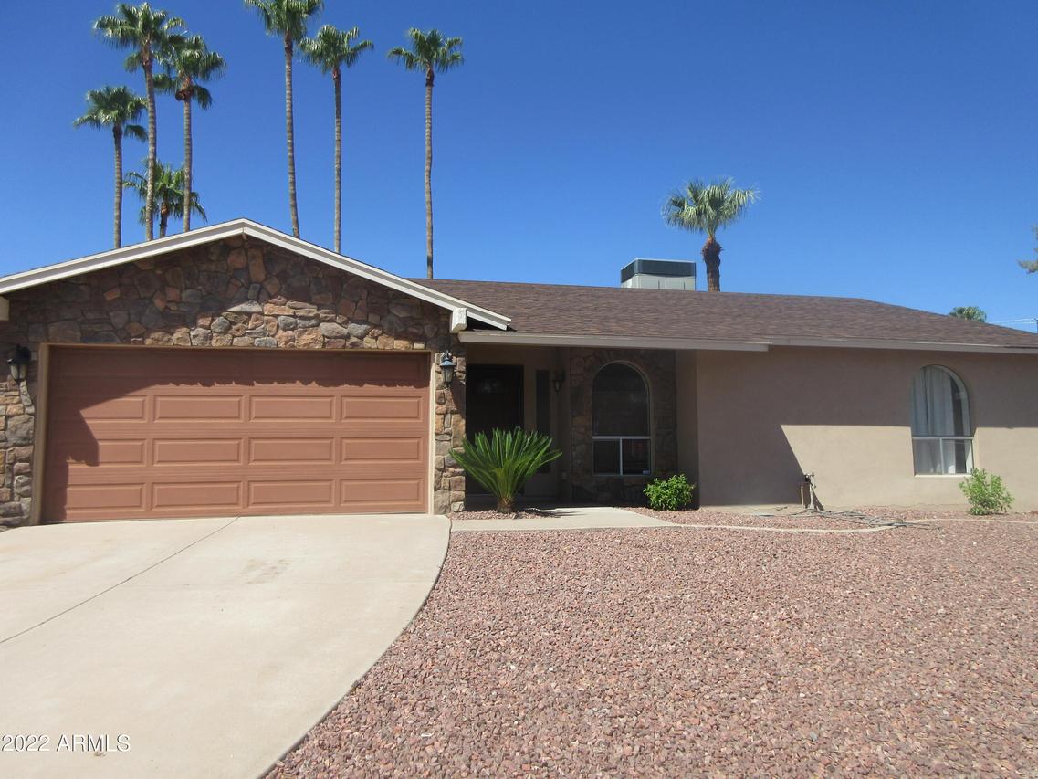 10616 S 44th St., Phoenix, AZ 85044