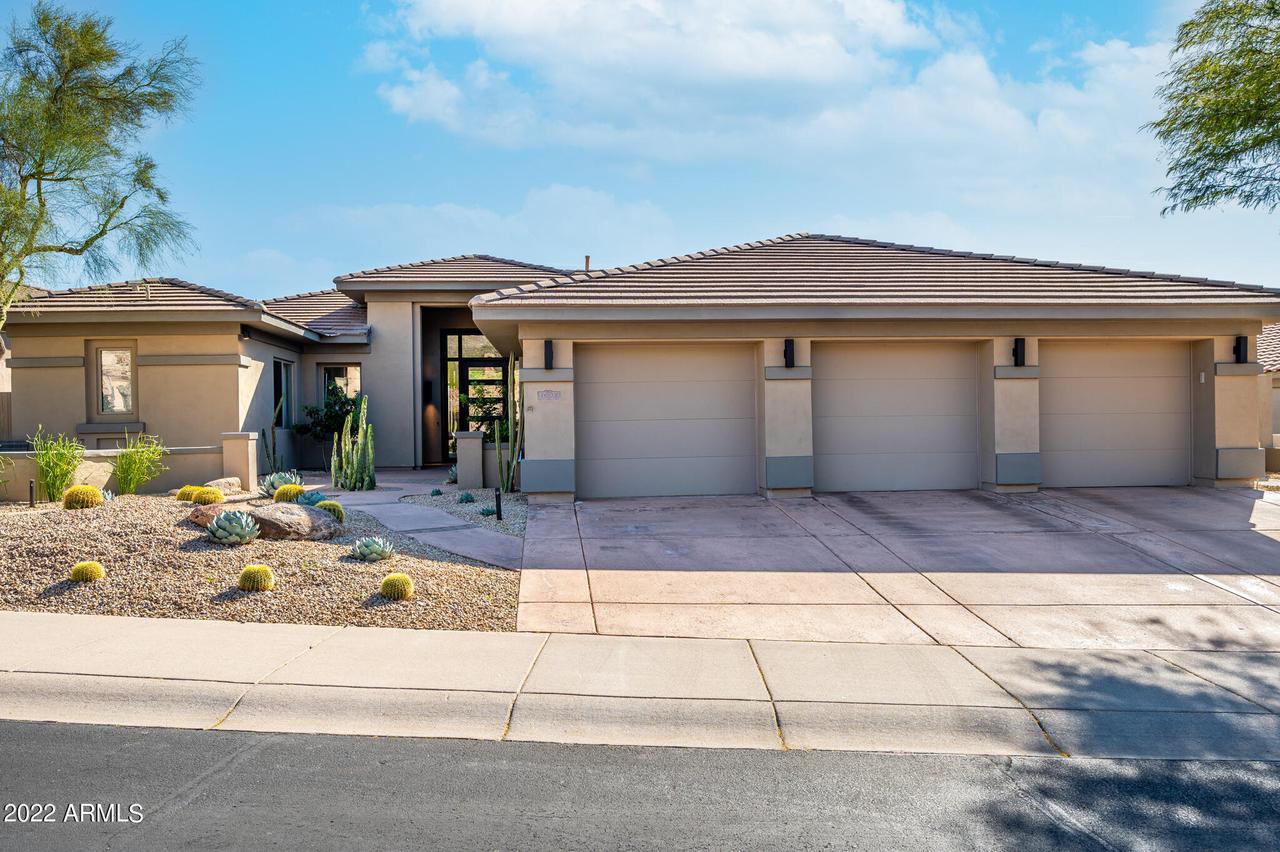 11027 E Beck Ln., Scottsdale, AZ 85255
