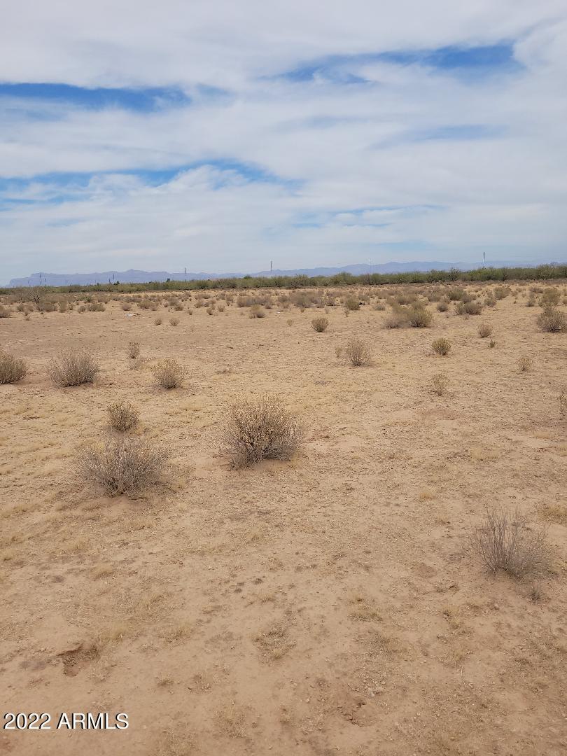 N Mitchell Trl #12, Florence, AZ 85132