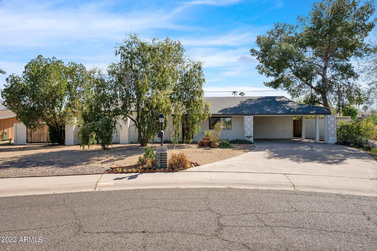 3401 E Lazy Ln., Phoenix, AZ 85028