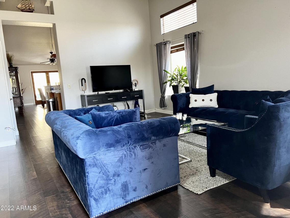 6126 W Fallen Leaf Ln., Glendale, AZ 85310