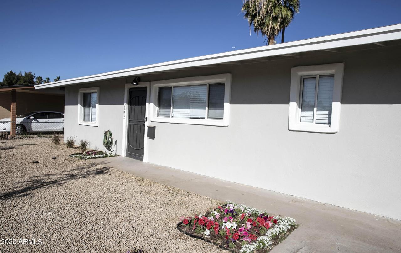2632 N 49th Ave., Phoenix, AZ 85035