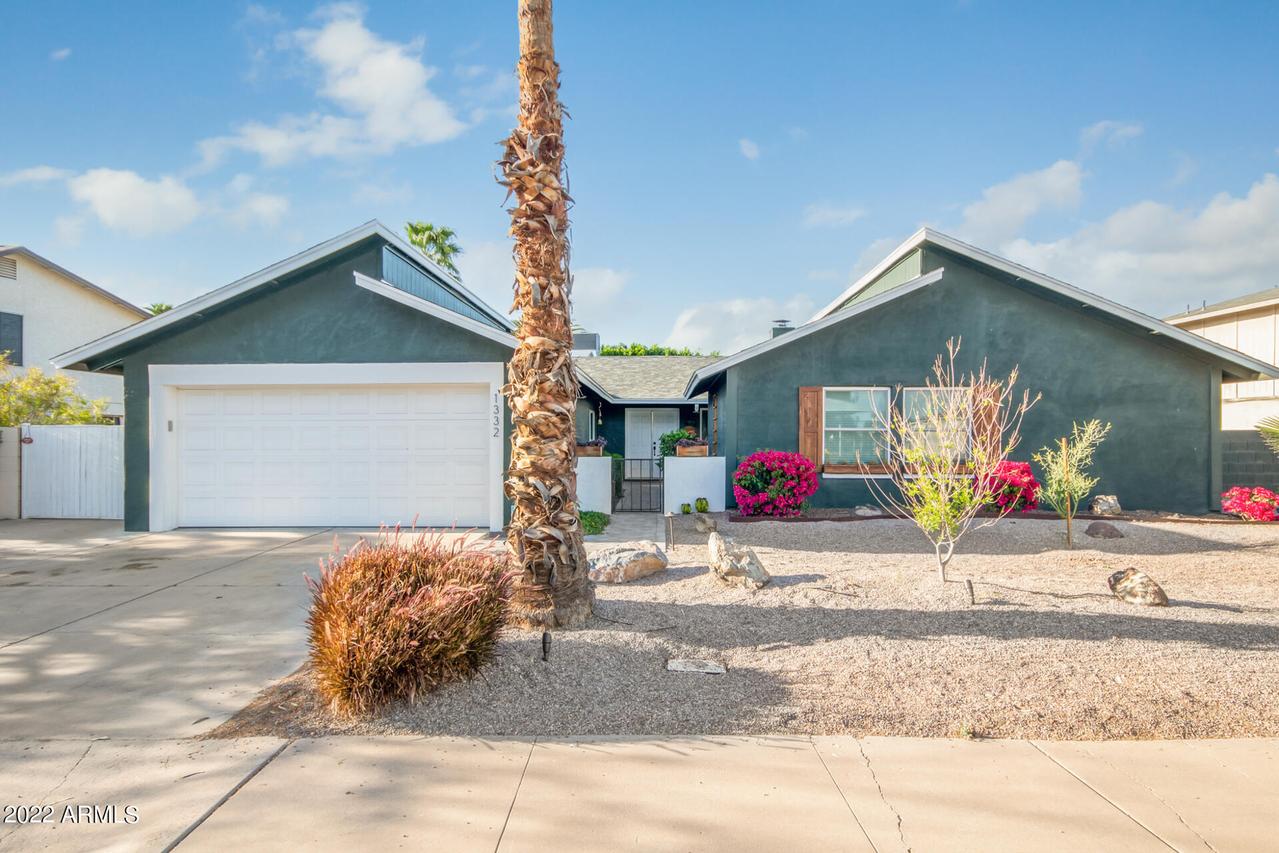 1332 W Medina Ave., Mesa, AZ 85202