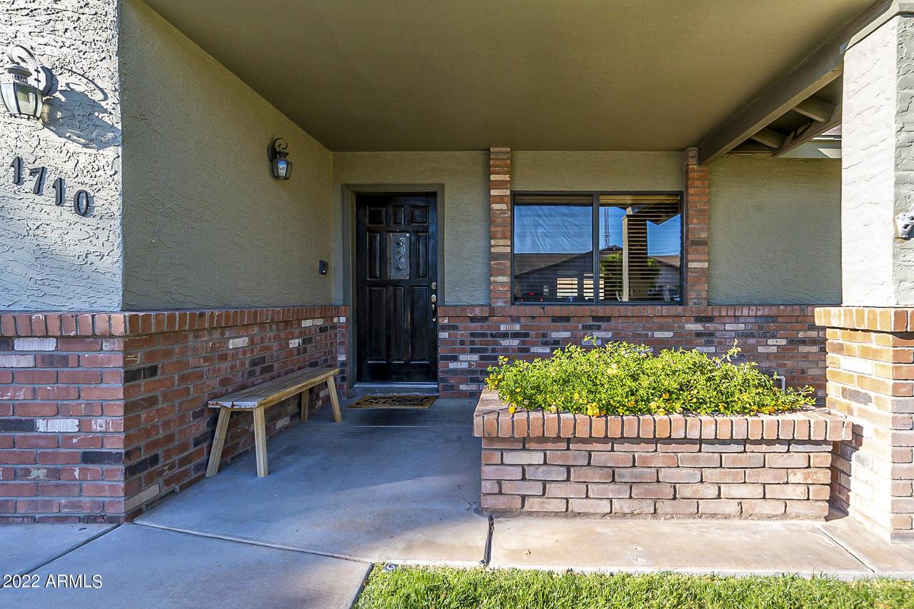 1710 E Diamond Dr., Tempe, AZ 85283