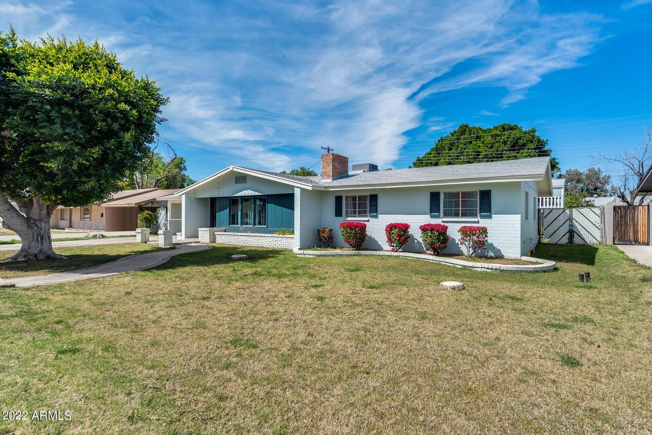 1102 E 7th St., Mesa, AZ 85203